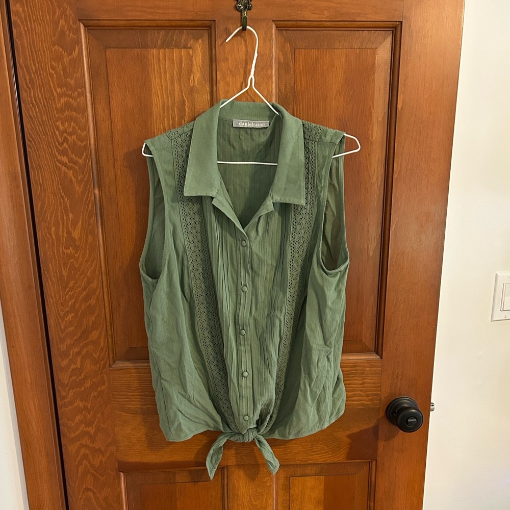 Daniel Rainn S Leah Tie Front Blouse Green - Picture 4 of 6
